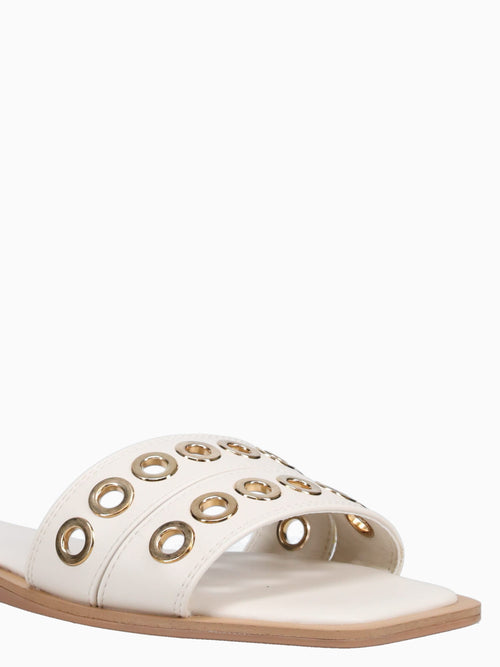 Olivia White Smooth White / 5 / M