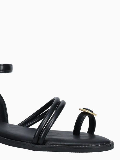 Yazmine Black Smooth Black / 5 / M