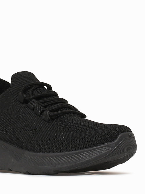 Xena Black Knit Black / 5 / M