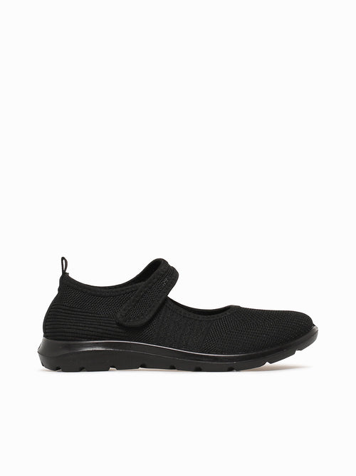 Gena Black Knit Black / 5 / M