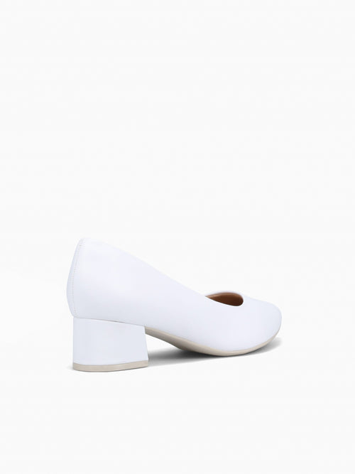 Celeste Branco Napa White / 5 / M