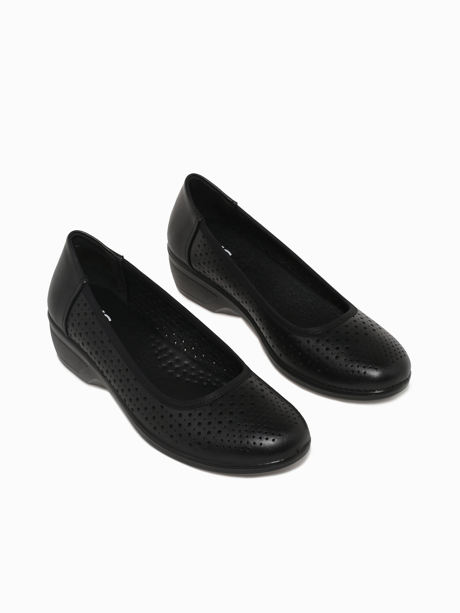 Nereida Black Smooth Black / 5 / M
