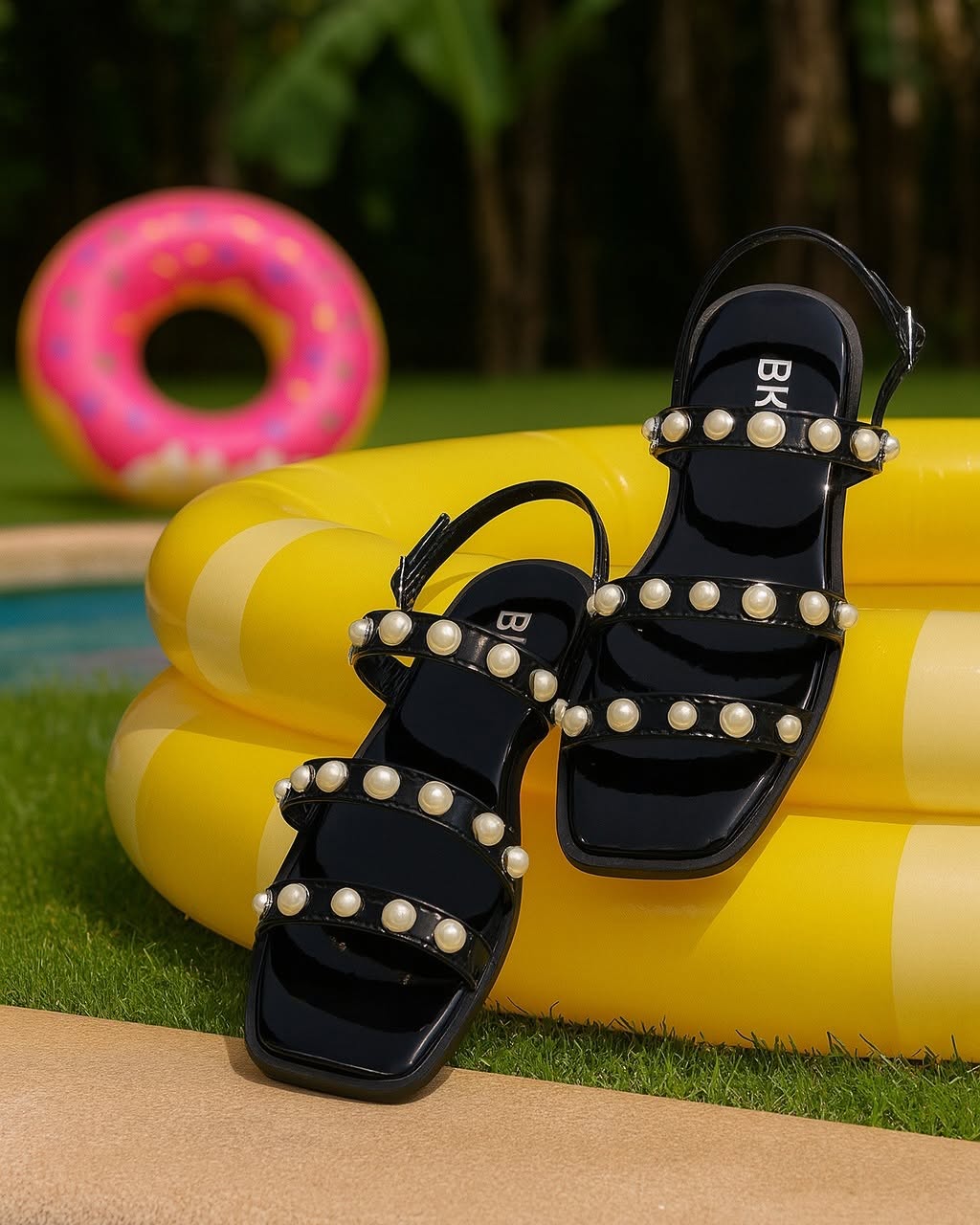 Verina Black Patent