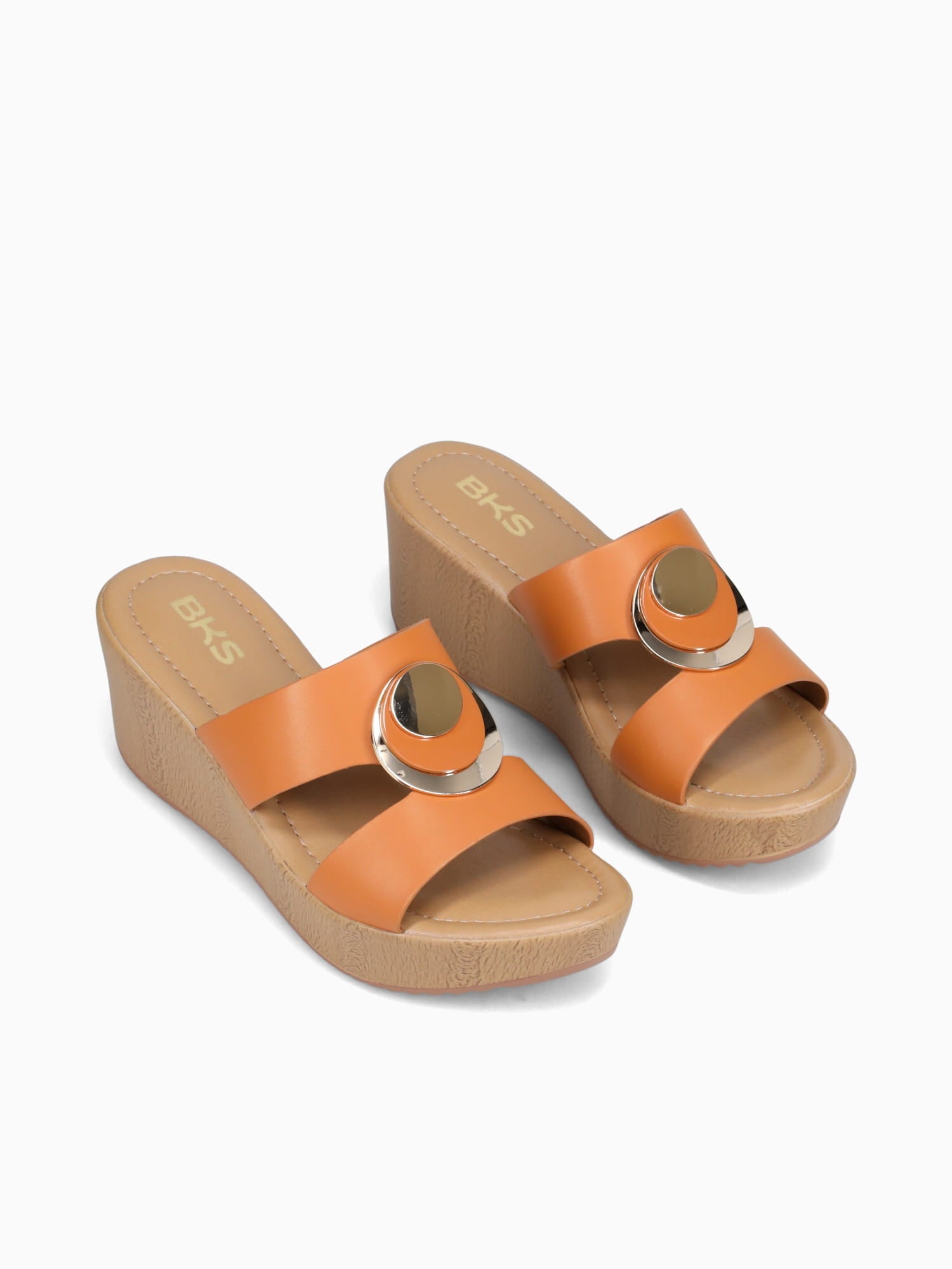 Amira Tan Smooth Tan / 5 / M