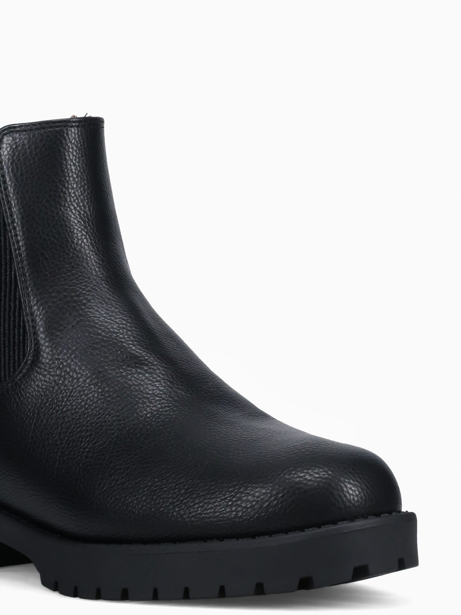 Dover Black Black / 5 / M