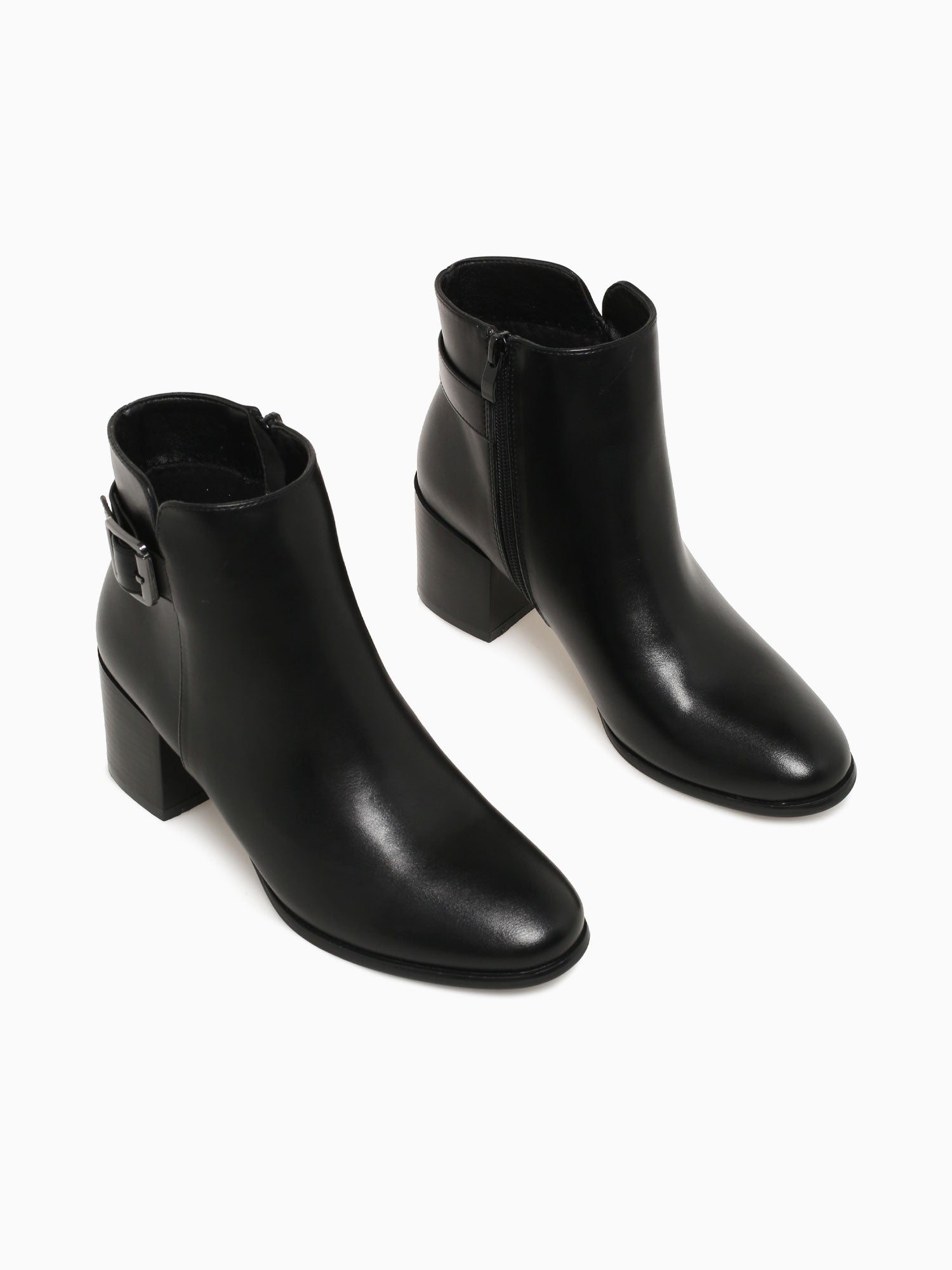 Rivaan Black Smooth Black / 5 / M