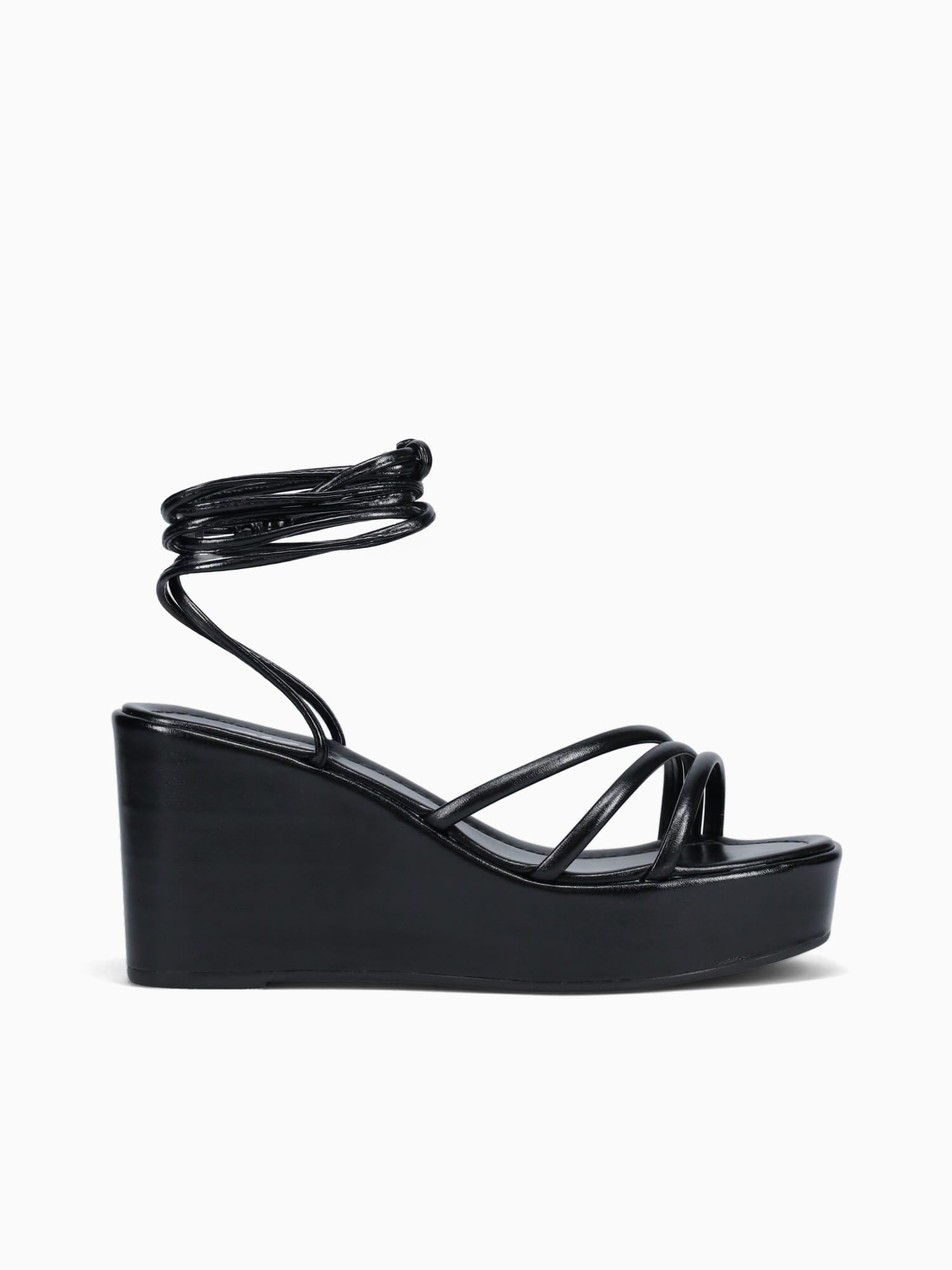 Ingrid Black Smooth Black / 5 / M