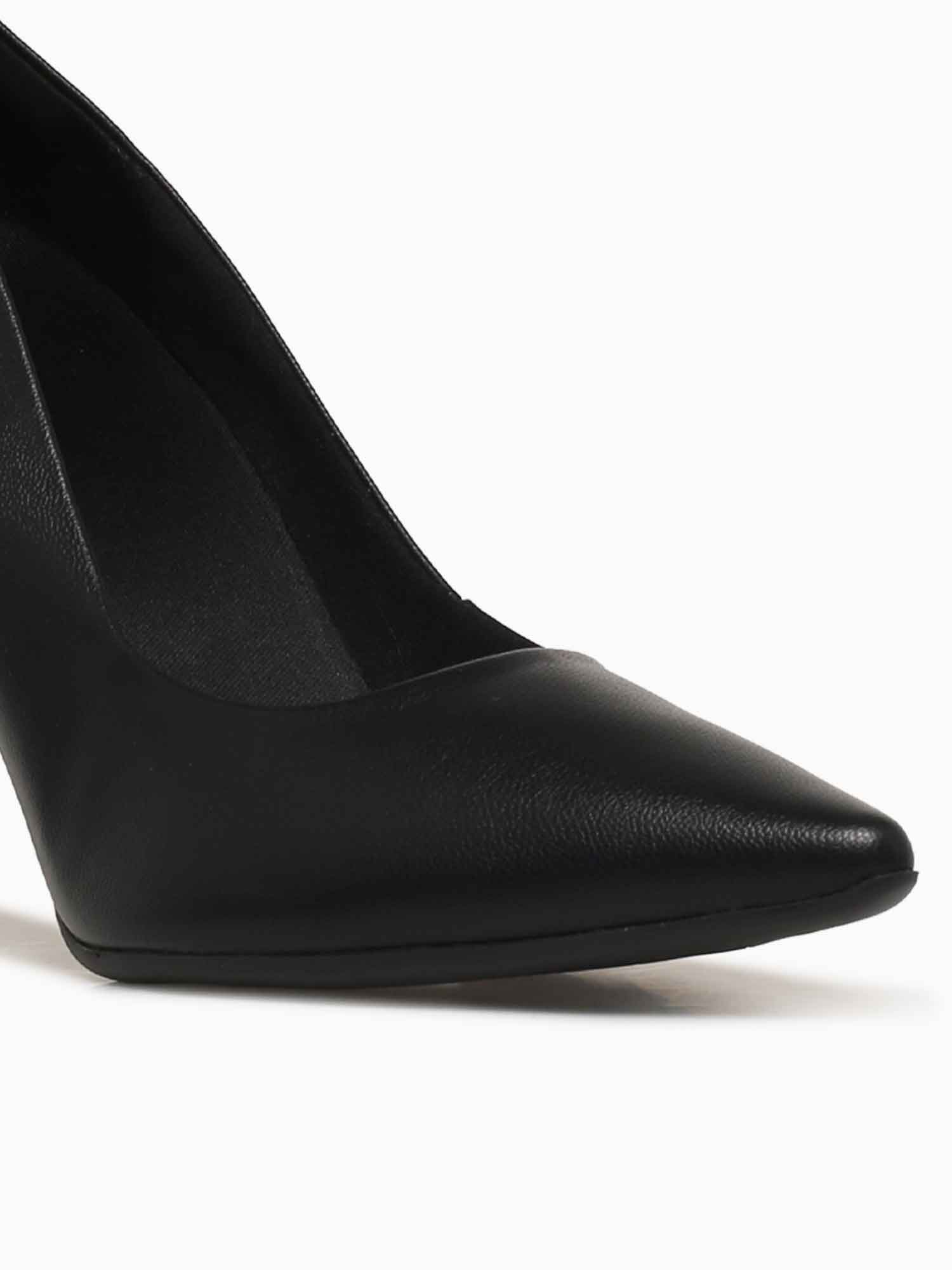 Manila Preto Smooth Black / 5 / M