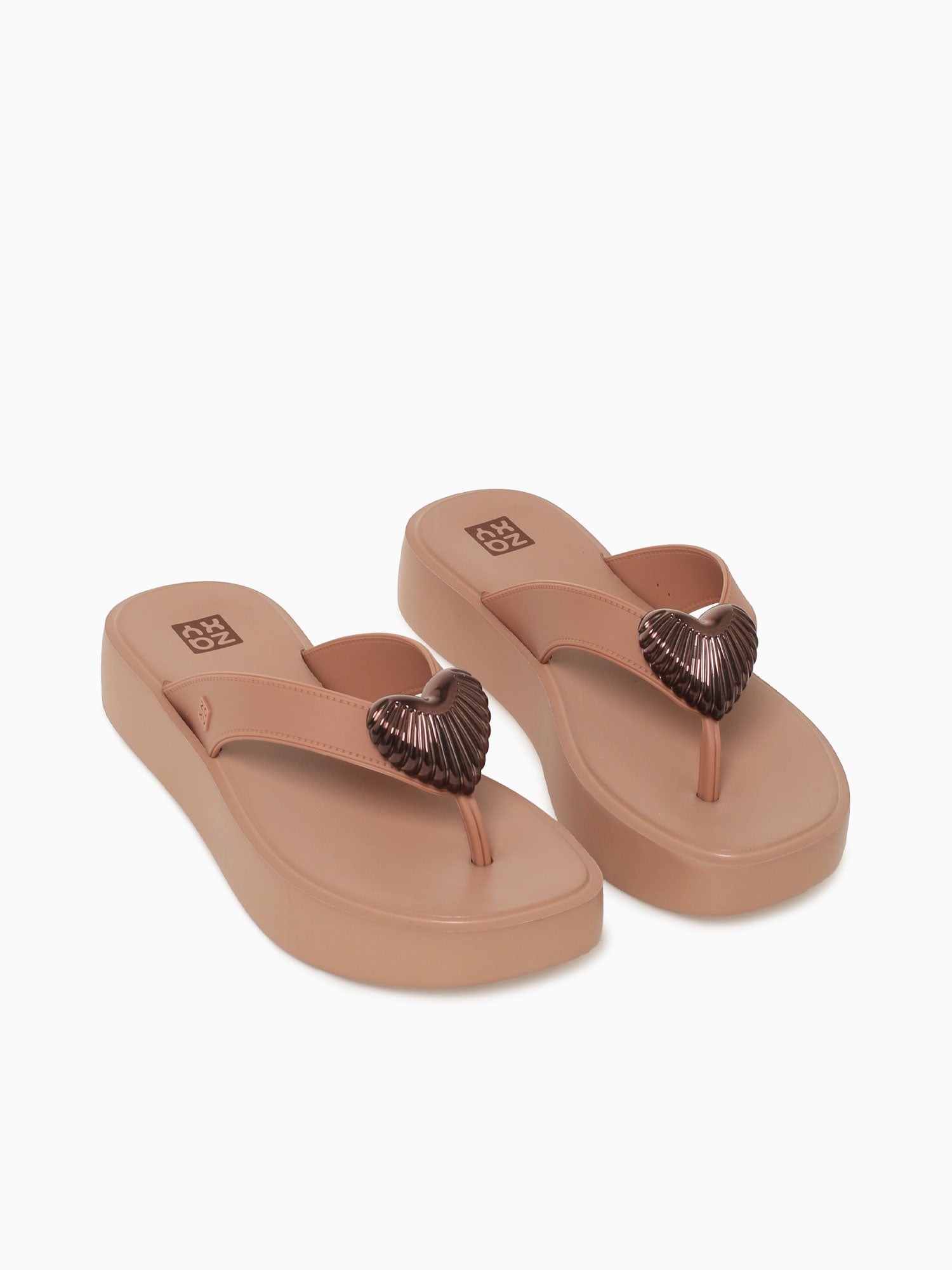 Hot New Fem Brown Gum Brown / 5 / M