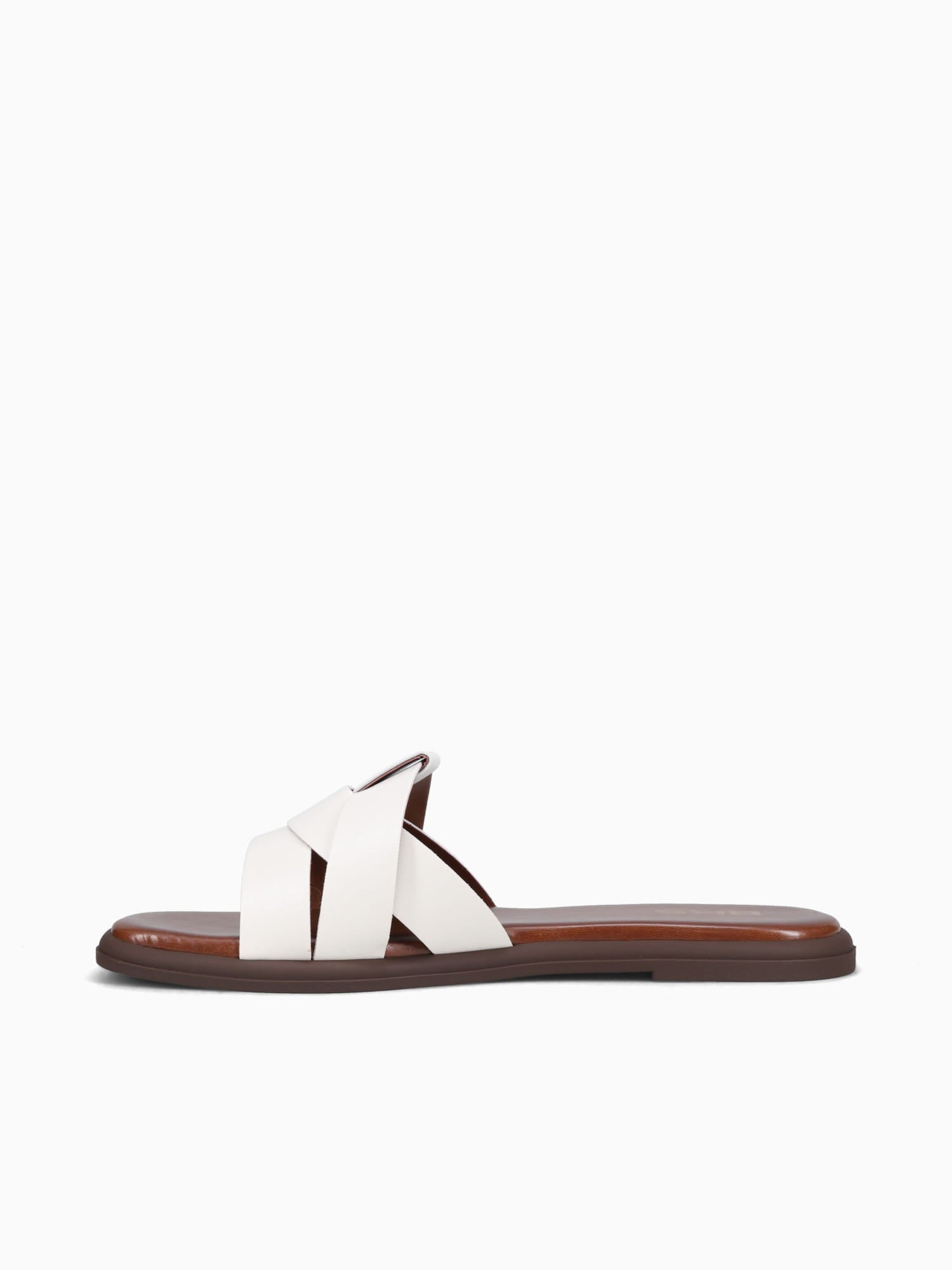 Calista Late Cleveland White / 5 / M