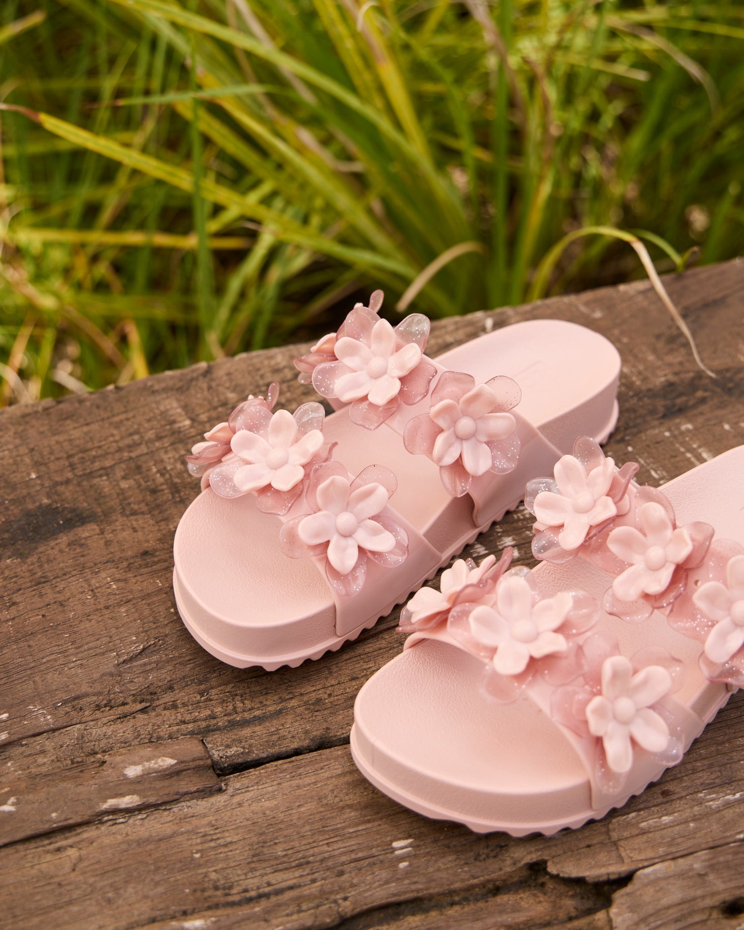 Partner Flower Ad Nude Glitter Jelly