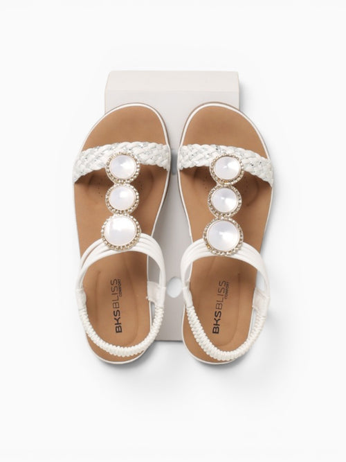 Pilar White Smooth White / 5 / M