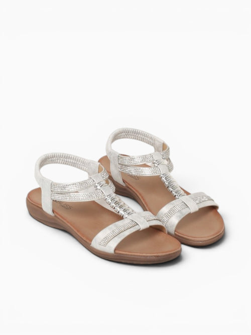 Olivia White Smooth White / 5 / M