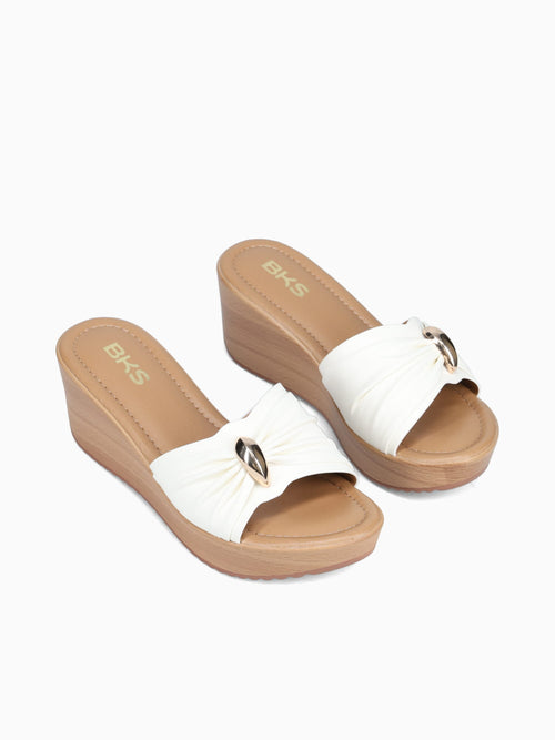 Diana Cream Smooth Beige / 5 / M