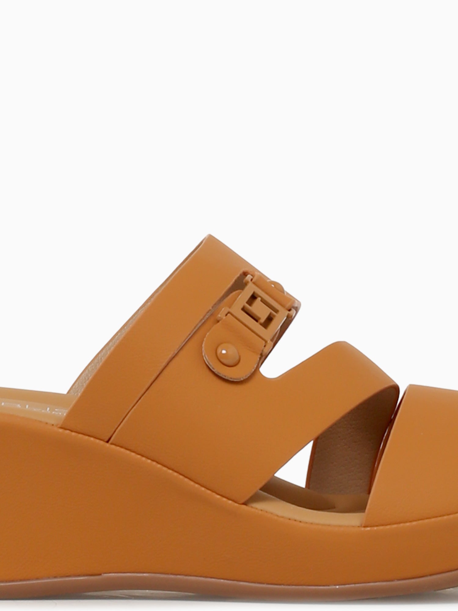 Andrea Camel Smooth Tan / 5 / M