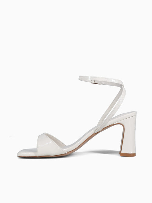 Anya Onyx Patent Off White / 5 / M