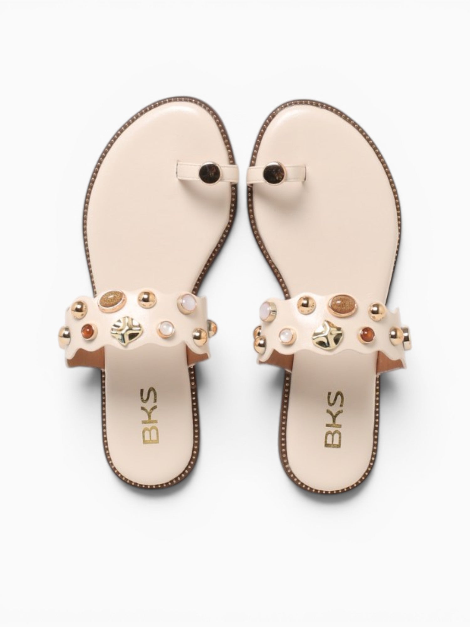 Isabelle Off White Smooth Off White / 5 / M