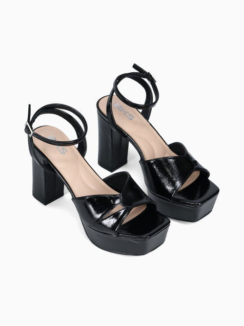 Osaka Black Patent Black / 5 / M
