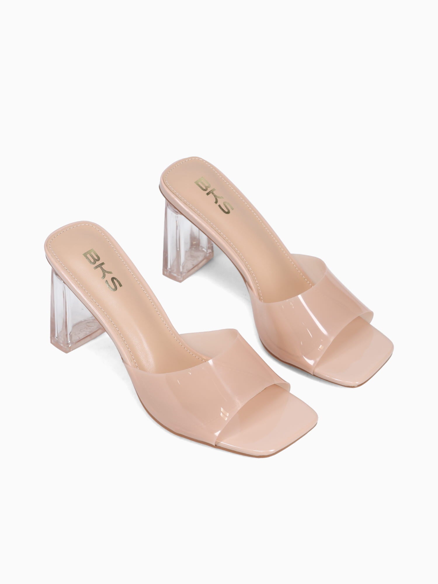 Laia Nude Vinyl Beige / 5 / M