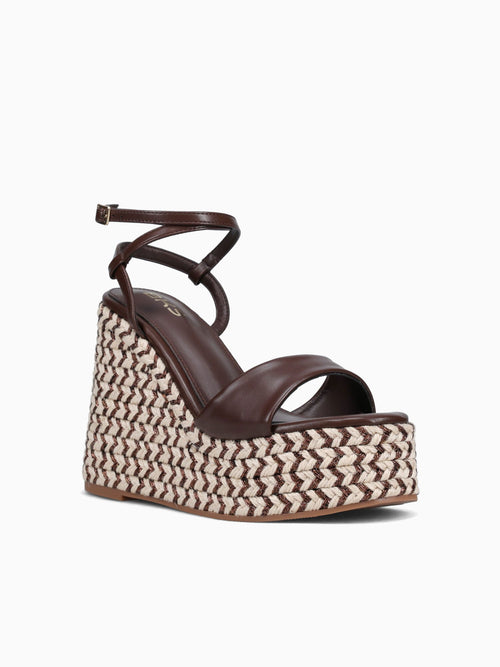Catie Brown Smooth Brown / 5 / M