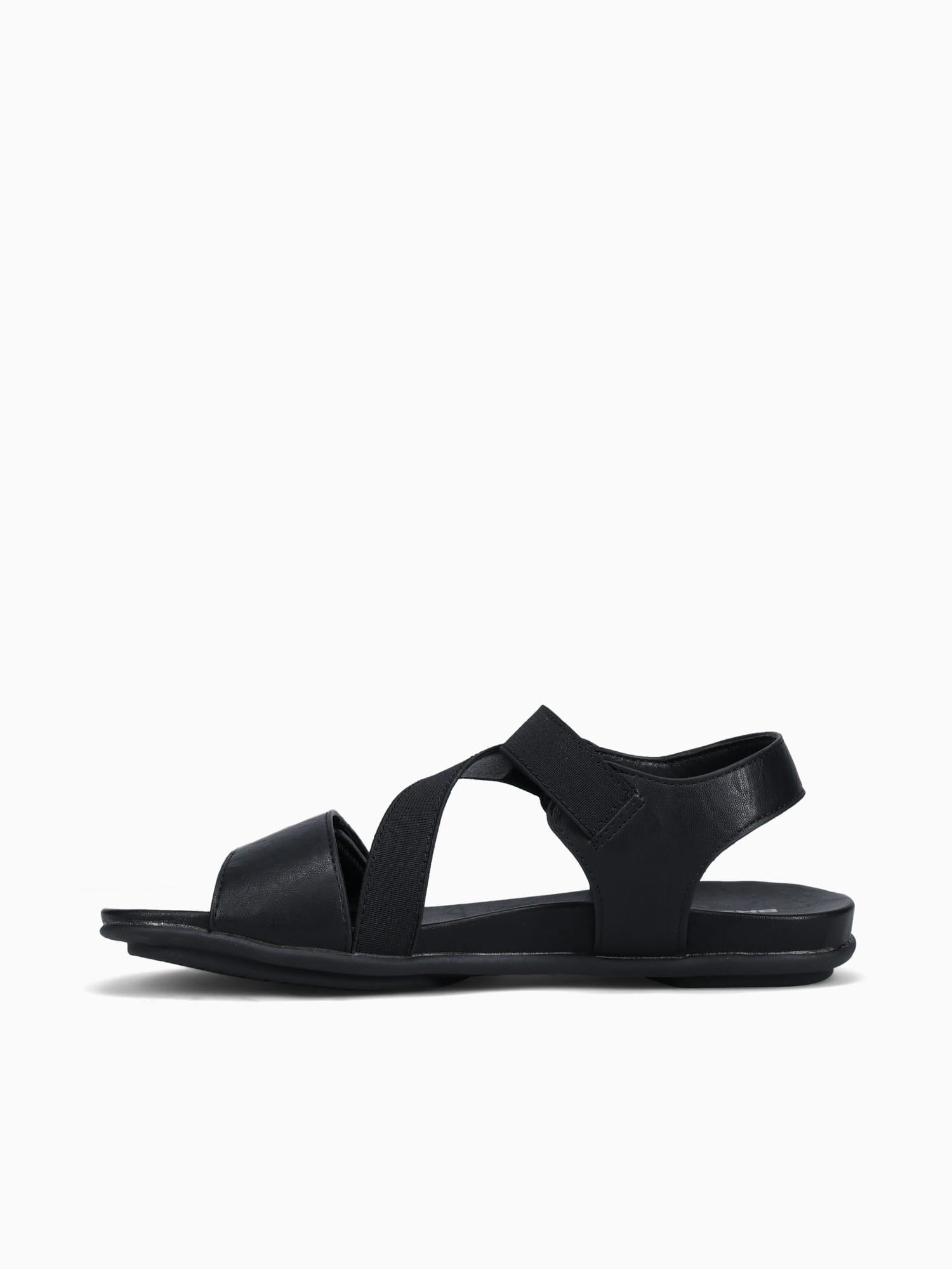 Sloane Black Smooth Black / 5 / M