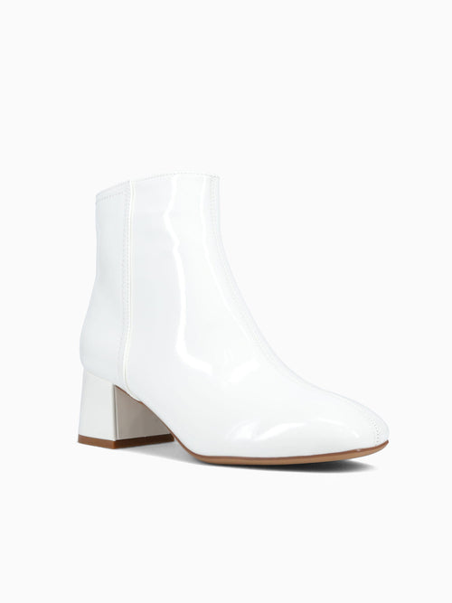 Nebula White Patent White / 5 / M