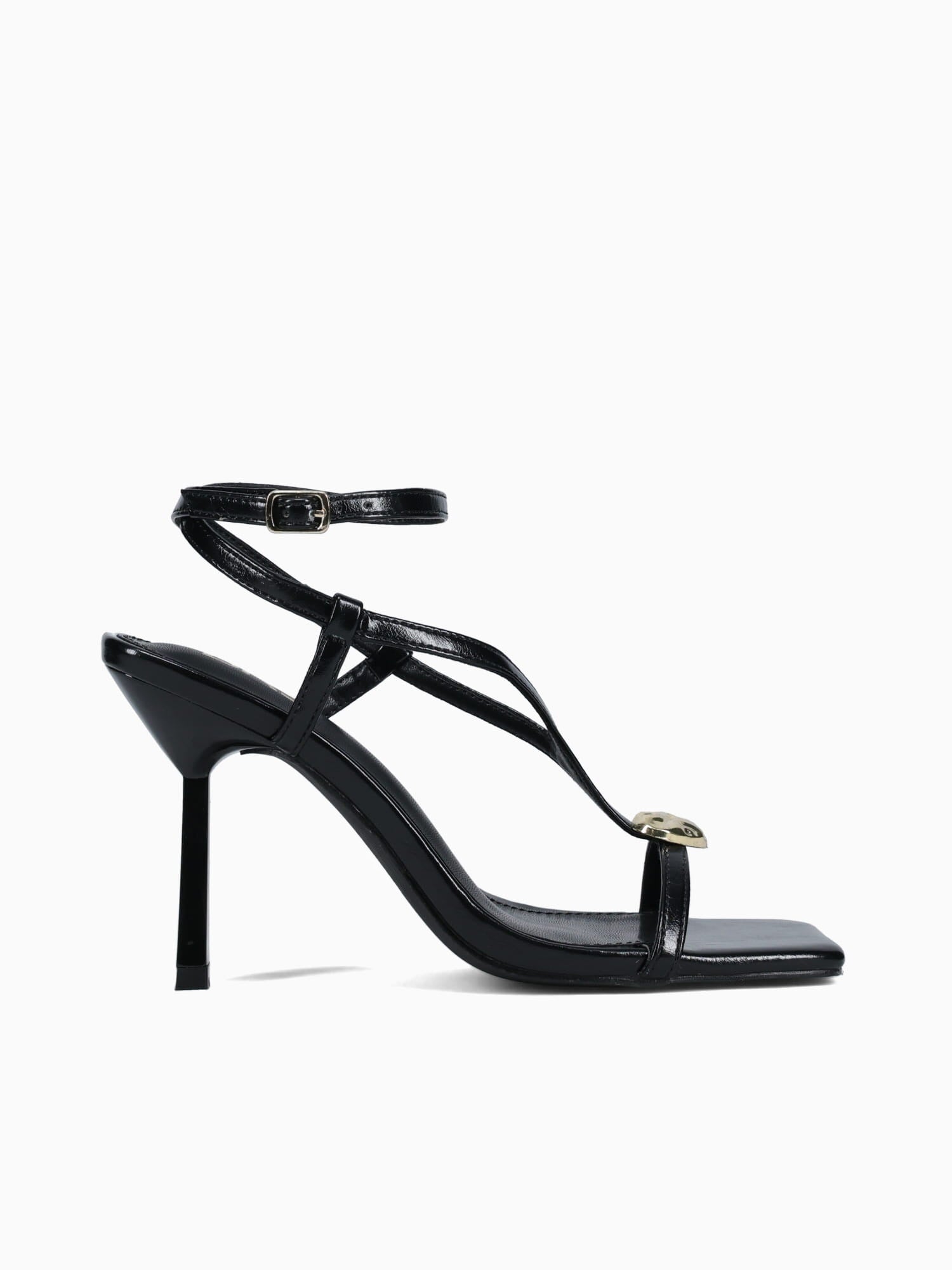 Leonie Black Patent Black / 5 / M