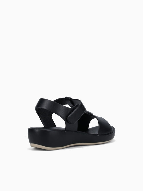 Luccia Black Smooth Black / 5 / M