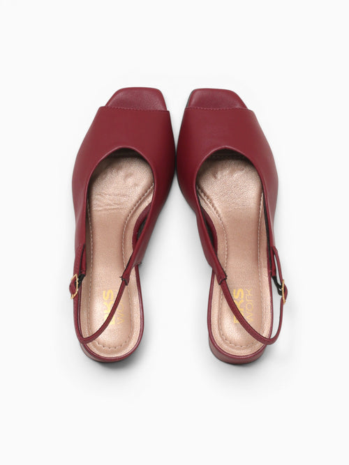 Solana Burgundy Napa Stretch Beige / 5 / M