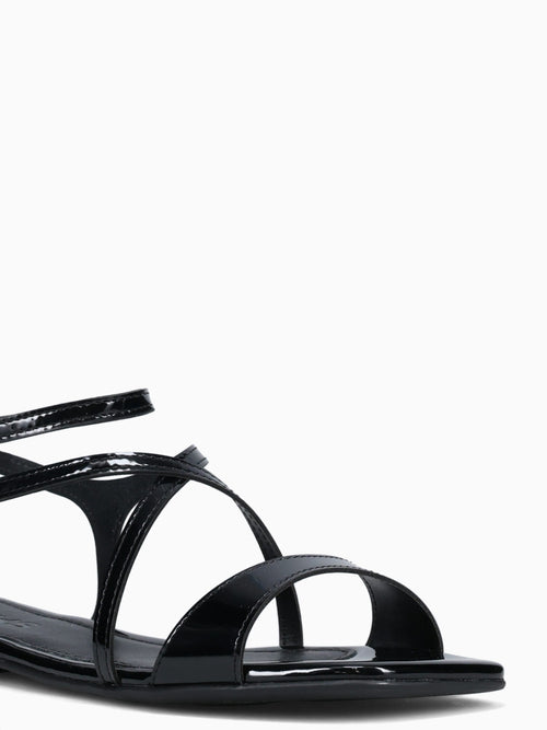 Jemina Preto Verniz Black / 5 / M