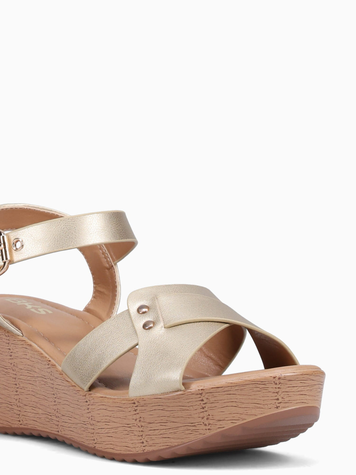 Novaria Gold Metallic Gold / 5 / M
