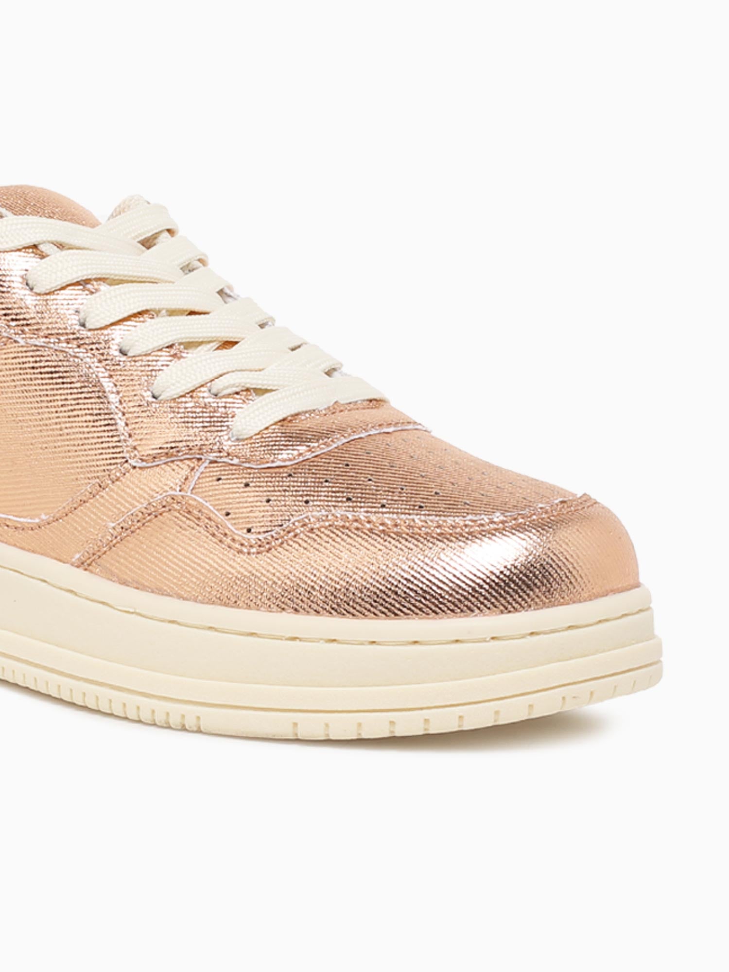 Qupid rose best sale gold sneakers