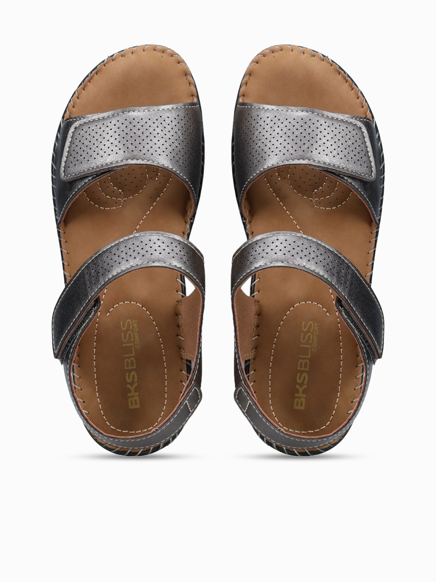 Dorotea Pewter Metallic Pewter / 5 / M