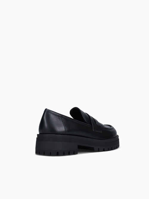 Renee Black Smooth Black / 5 / M