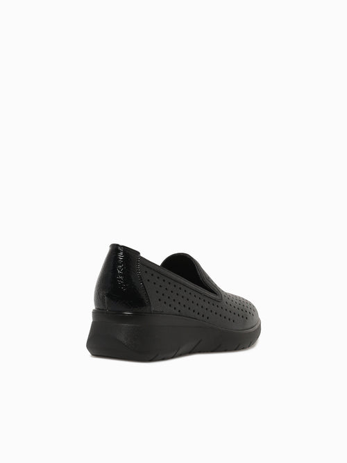 Wonderful Black Smooth Black / 5 / M
