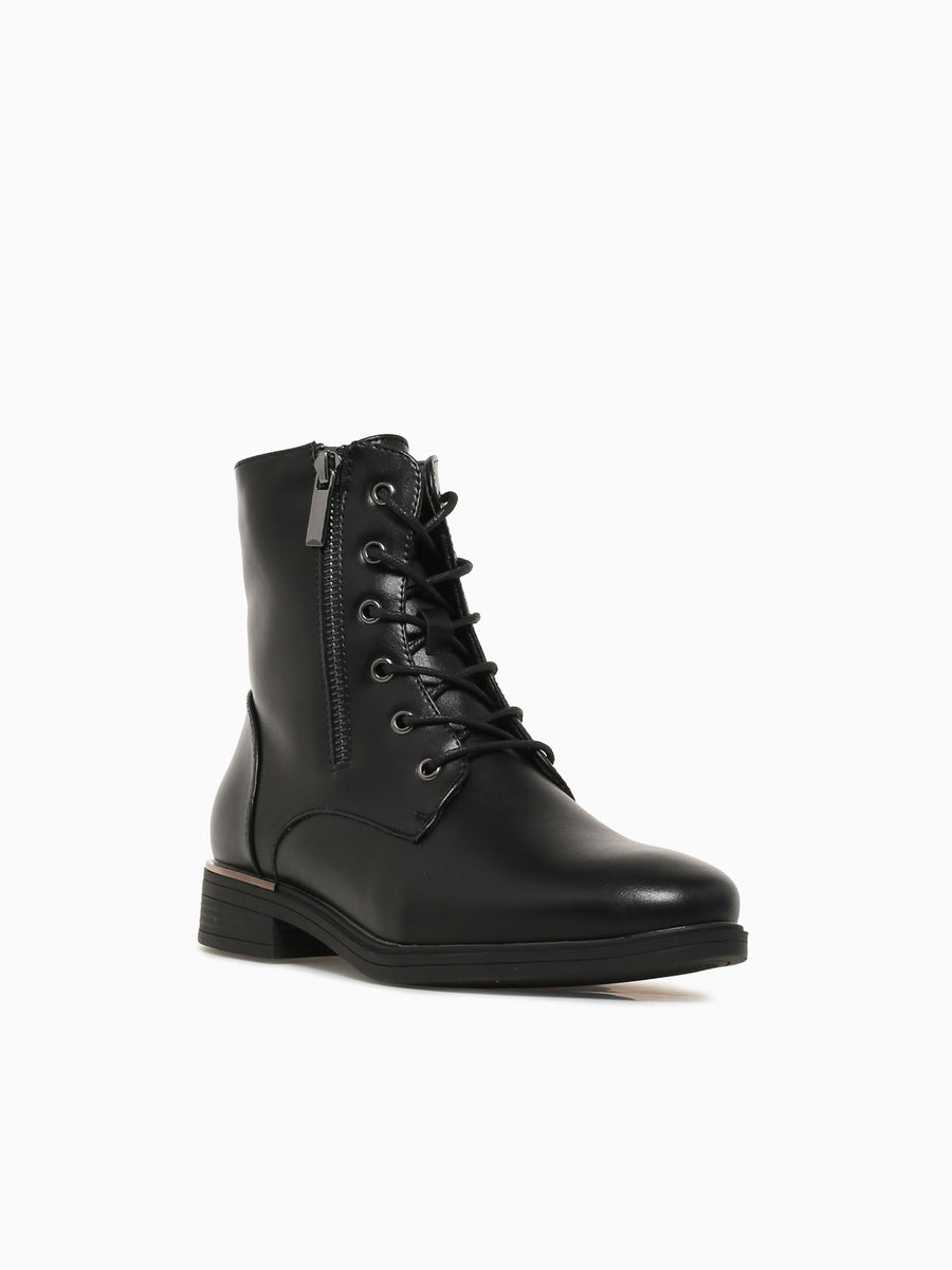 Lunar Black Smoth Black / 5 / M