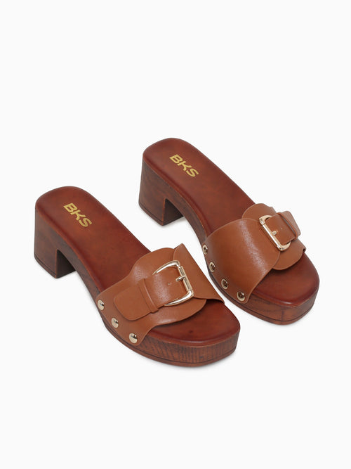 Casiola Brown Smooth Brown / 5 / M