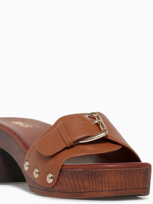 Casiola Brown Smooth Brown / 5 / M