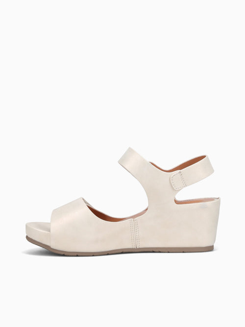 Andeline Light Gold Smooth Gold / 5 / M