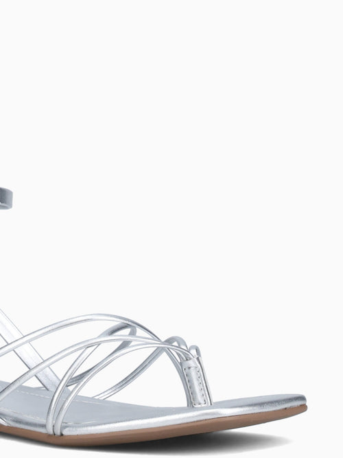 Paige Prata Metallic Silver / 5 / M