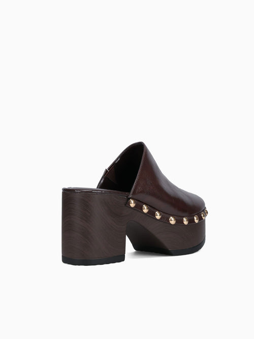 Liria Brown Smooth Brown / 5 / M