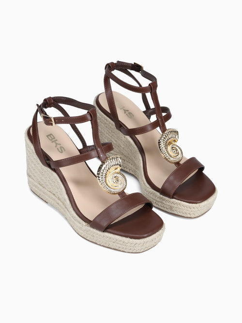 Arielle Brown Smooth Brown / 5 / M