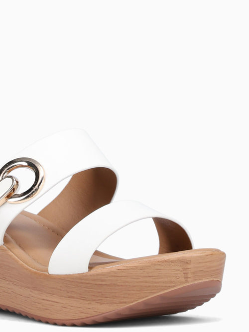 Leslie White Smooth White / 5 / M