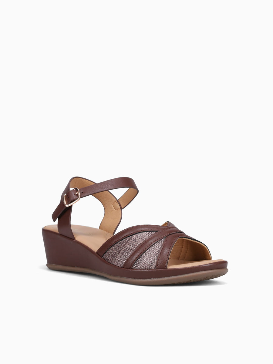 Esther Brown Smooth Brown / 5 / M
