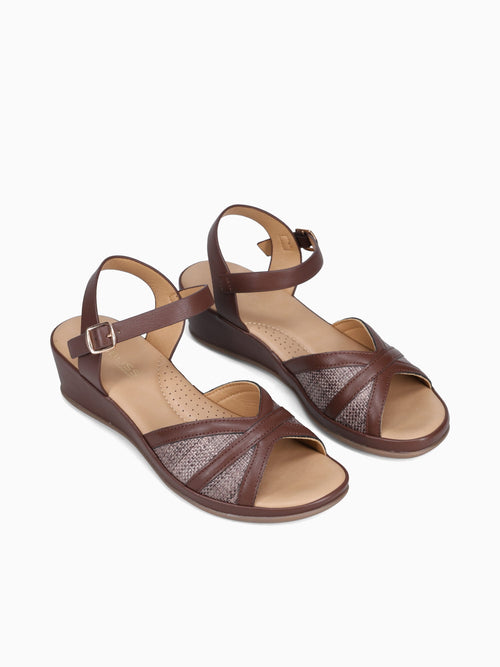 Esther Brown Smooth Brown / 5 / M