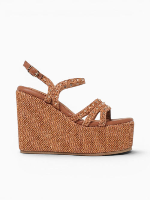 Aniza Brown Smooth Brown / 5 / M