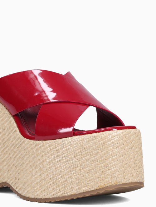 Daphne Red Patent Red / 5 / M