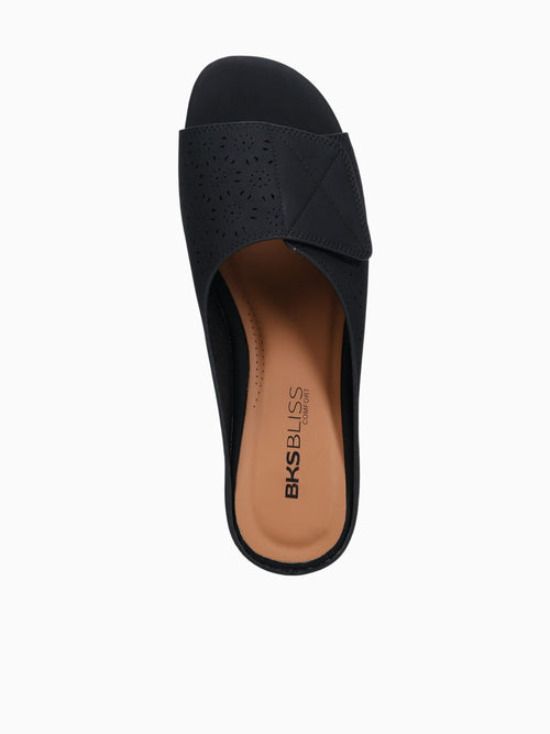 Briella Black Smooth Black / 5 / M
