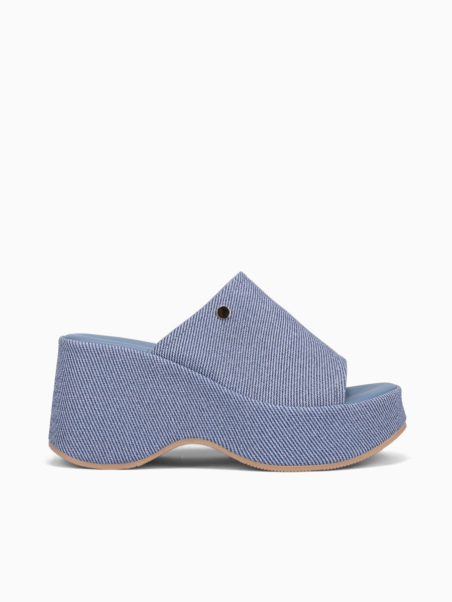 Celestina Light Blue Smooth Blue / 5 / M