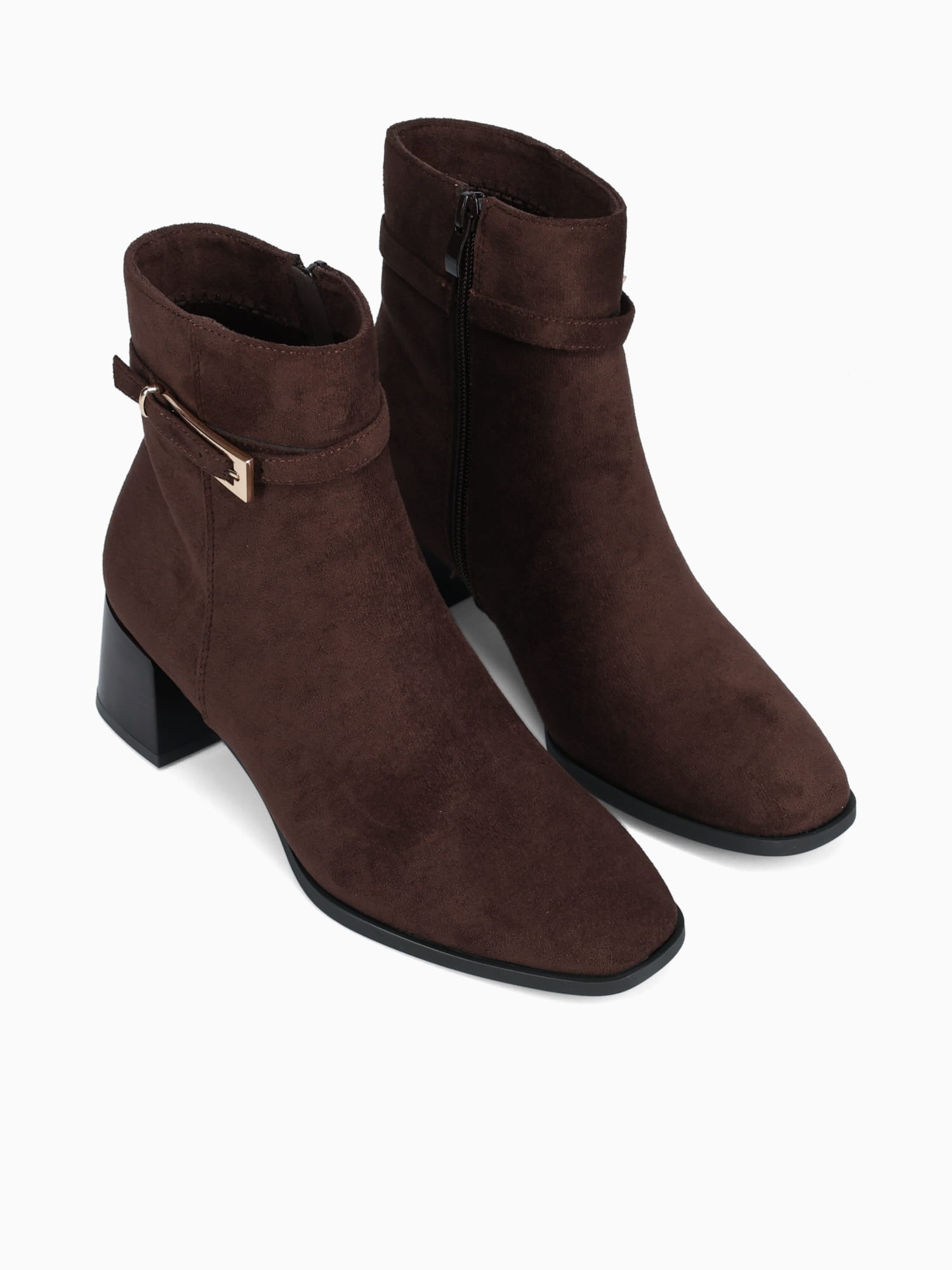 Arlene Brown Suede Brown / 5 / M